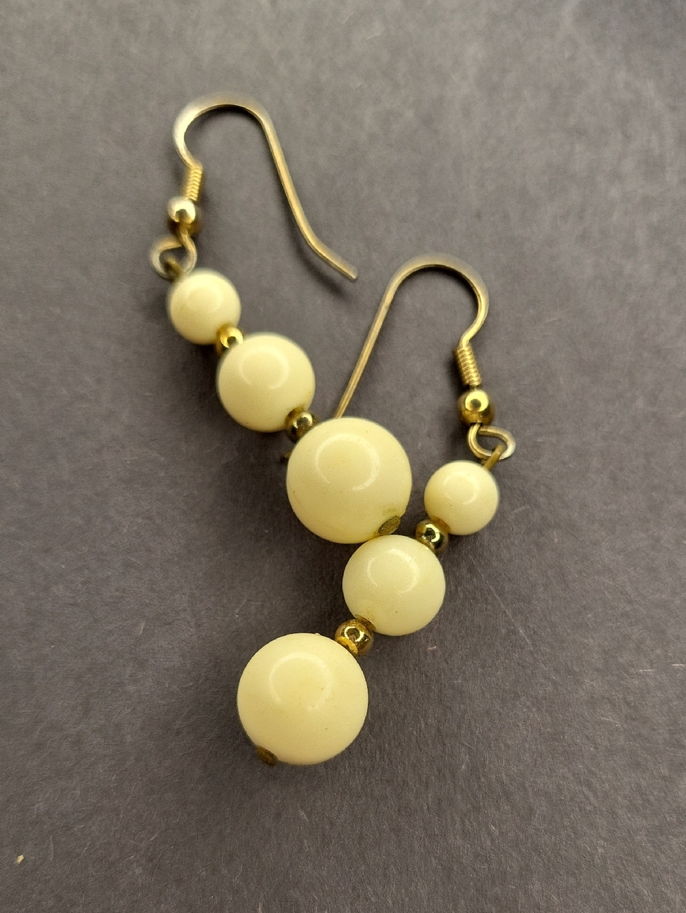 Cream Bead Drop Earrings